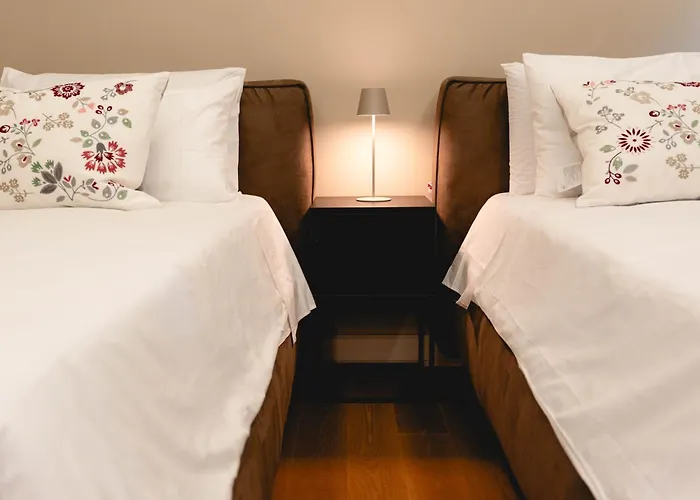 Ayma Bed & Breakfast 4*