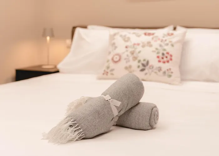 Ayma Bed & Breakfast 4*