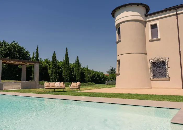 Bed & Breakfast Ayma 4*