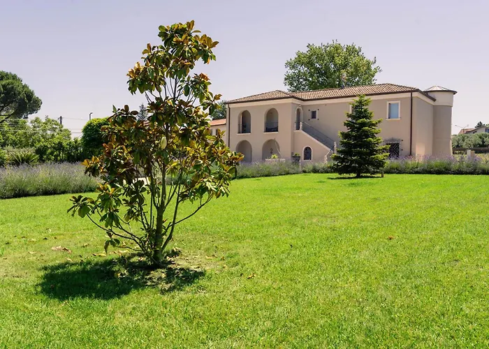 Ayma Bed & Breakfast Passo di Mirabella